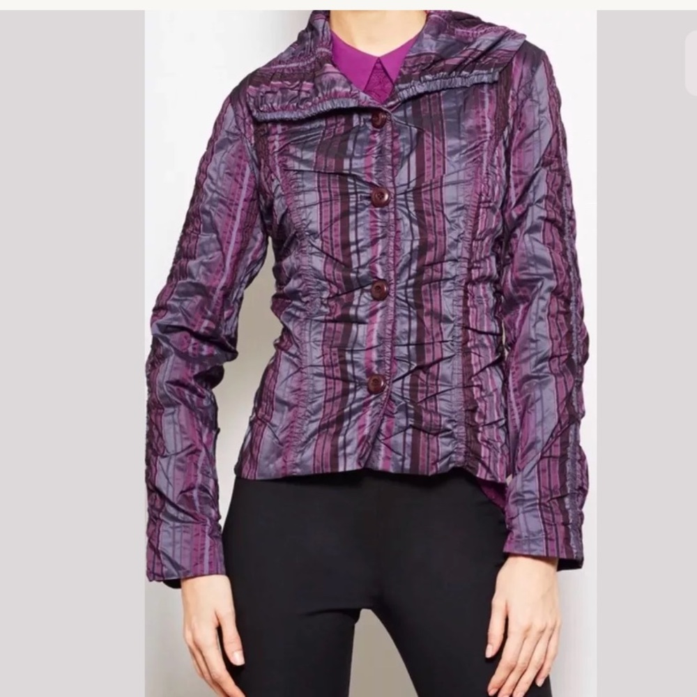Insight New York Woman Light Jacket